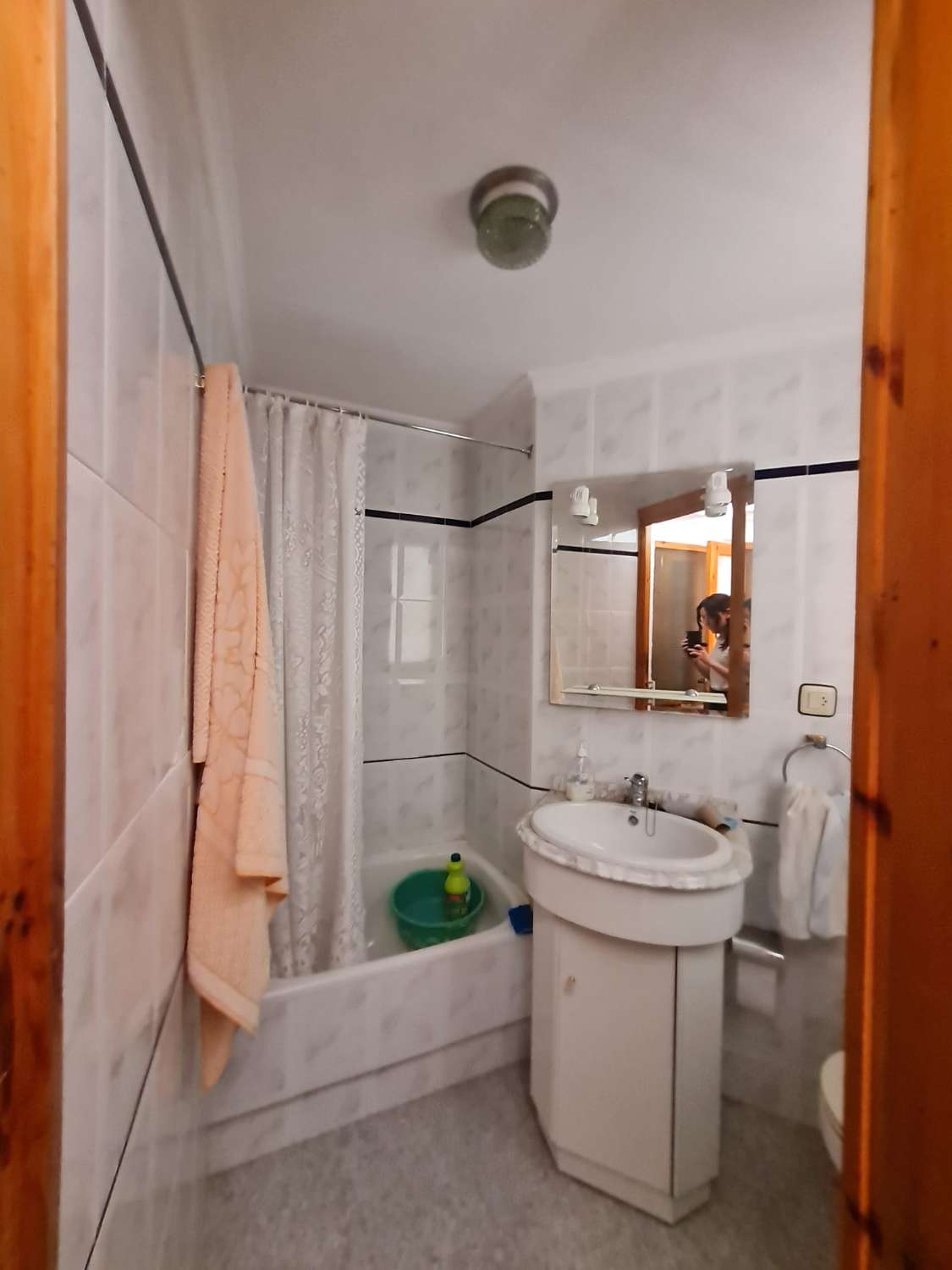Gemeubileerd herenhuis met 5 slaapkamers en 2 badkamers in Velez-Blanco