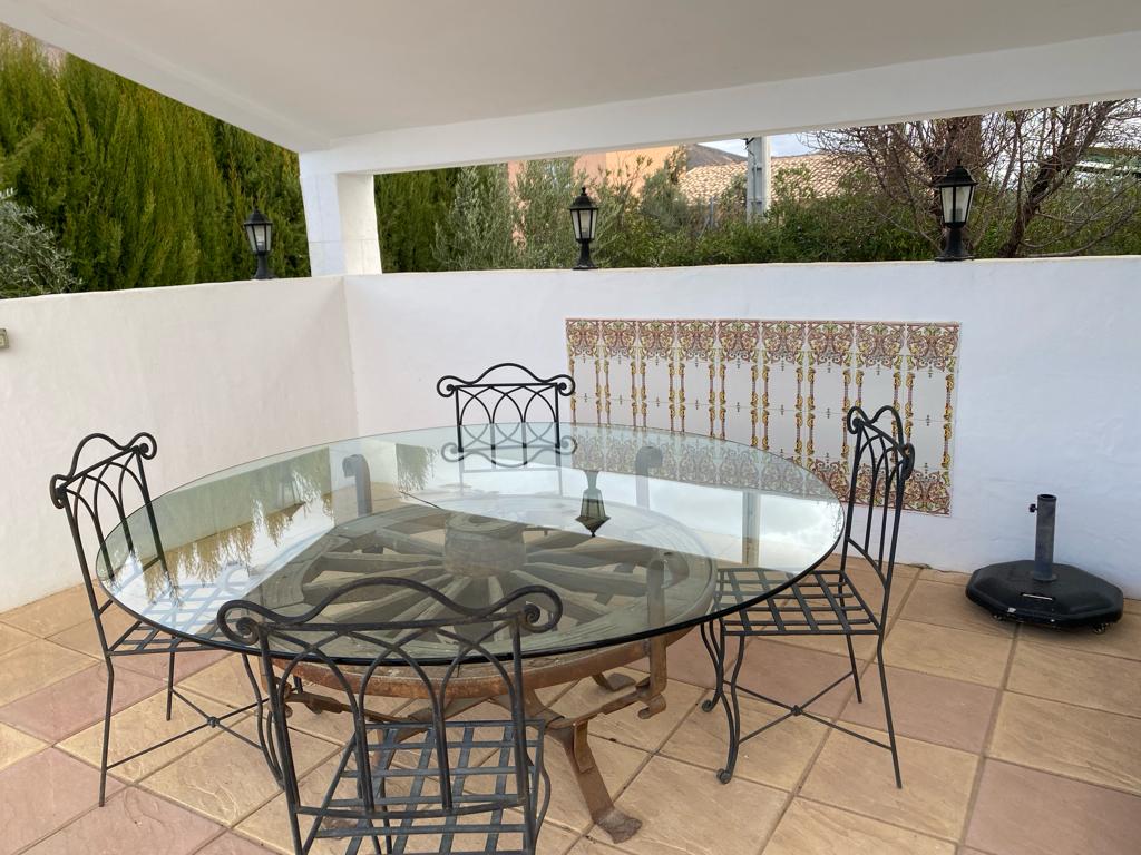 Belle villa de 3 chambres et 2 salles de bain avec piscine dans un cadre charmant près de Vélez Blanco