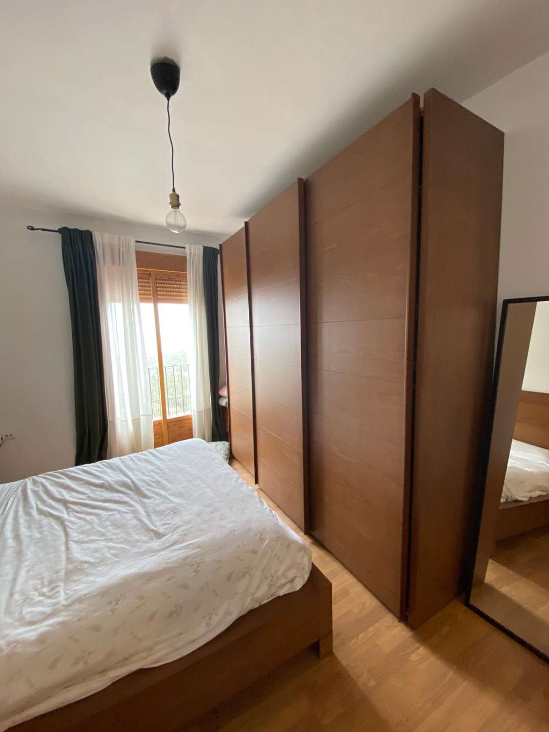3 Schlafzimmer, 2 Badezimmer, Apartment & Geschäftsräume in bester Lage Velez Blanco
