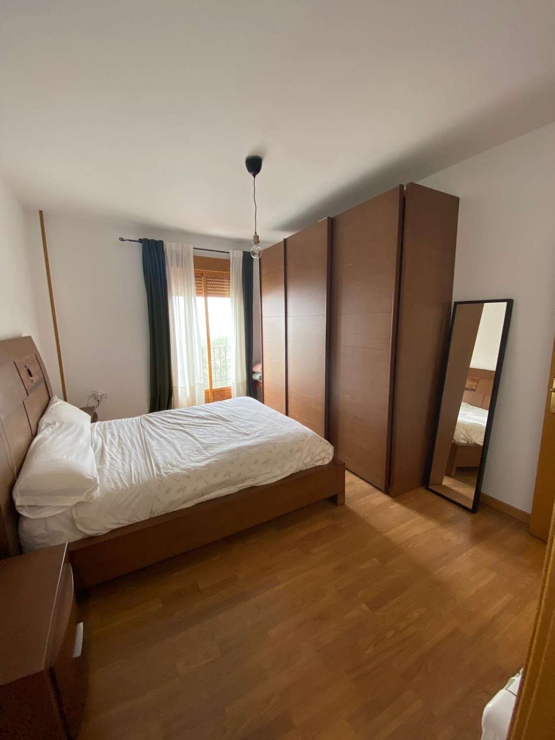 3 Bed, 2 Bath, Apartment & Commercial premises in prime position Velez Blanco