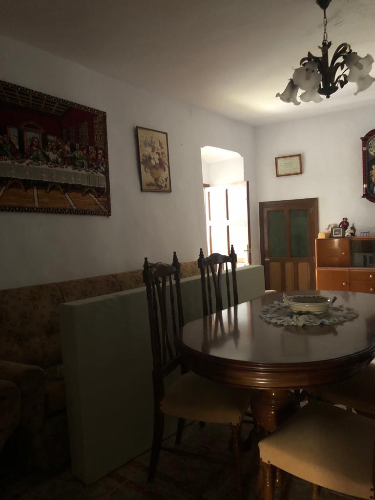 Large renovated country house with land in Vélez-Blanco