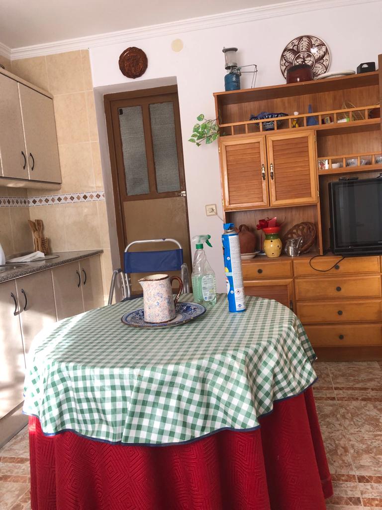 Large renovated country house with land in Vélez-Blanco