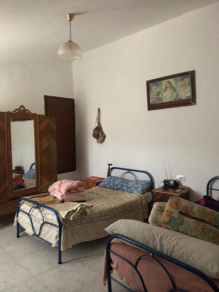 Large renovated country house with land in Vélez-Blanco