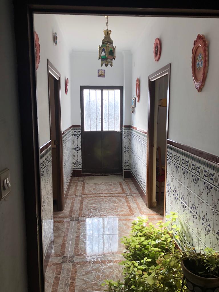 Large renovated country house with land in Vélez-Blanco