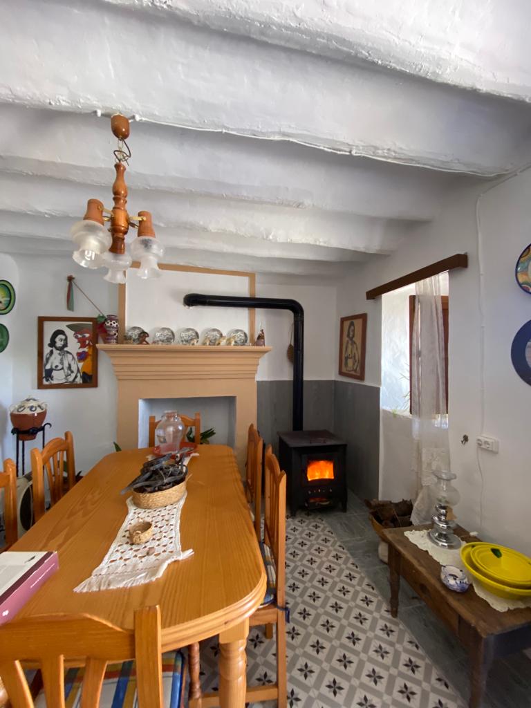 Rustic Cortijo 6 Bed,2Bath with views and land in Velez-Blanco