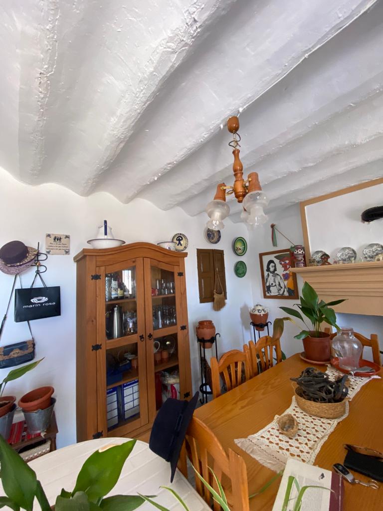 Rustic Cortijo 6 Bed,2Bath with views and land in Velez-Blanco