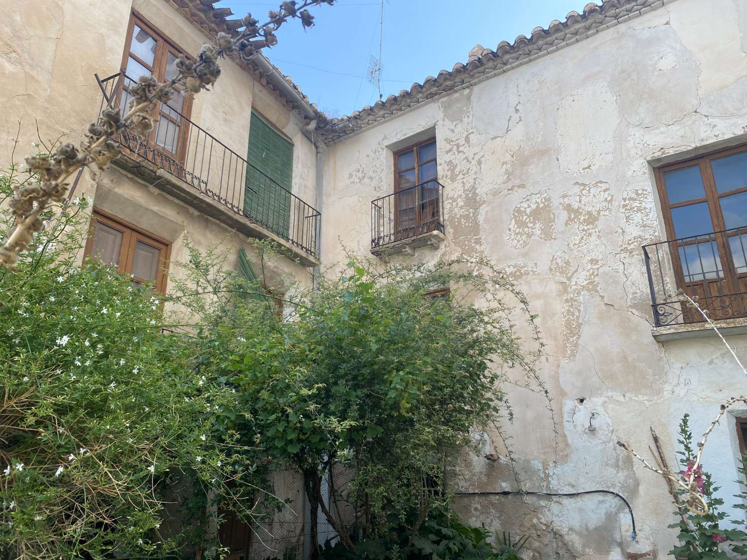 Maison de 9 chambres et 2 salles de bain pour la réforme à Velez-Rubio