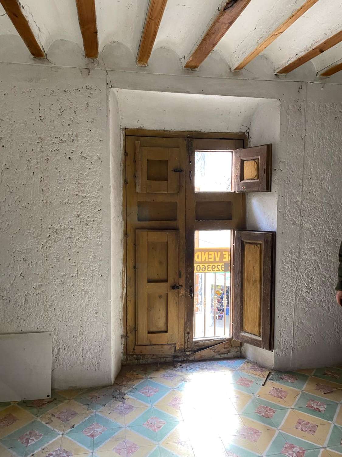 Propriété à prix avantageux 4 chambres, 2 salles de bain, maison de ville de 3 étages à réformer à Velez-Blanco