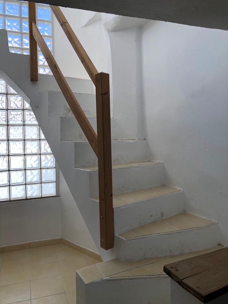 Large 4 bedroom 2 bathroom house for rent