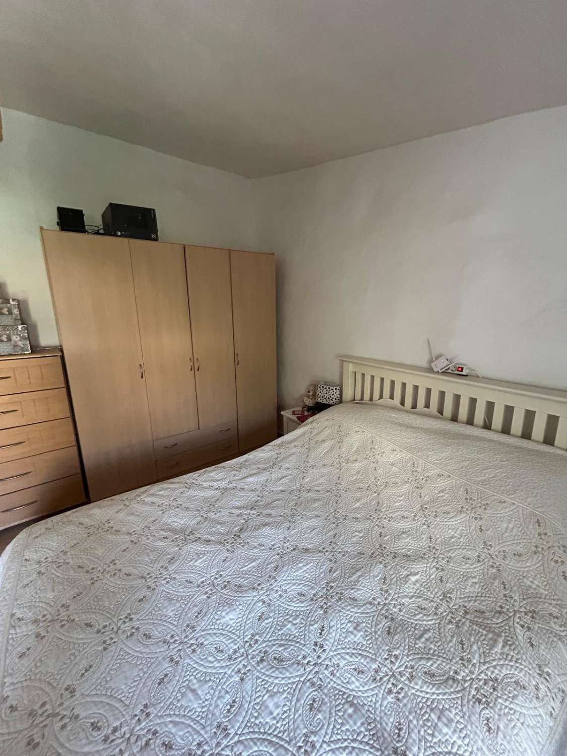 Prachtig gerestaureerd landhuis met vijf slaapkamers en drie/vier badkamers in Veiez-Rubio