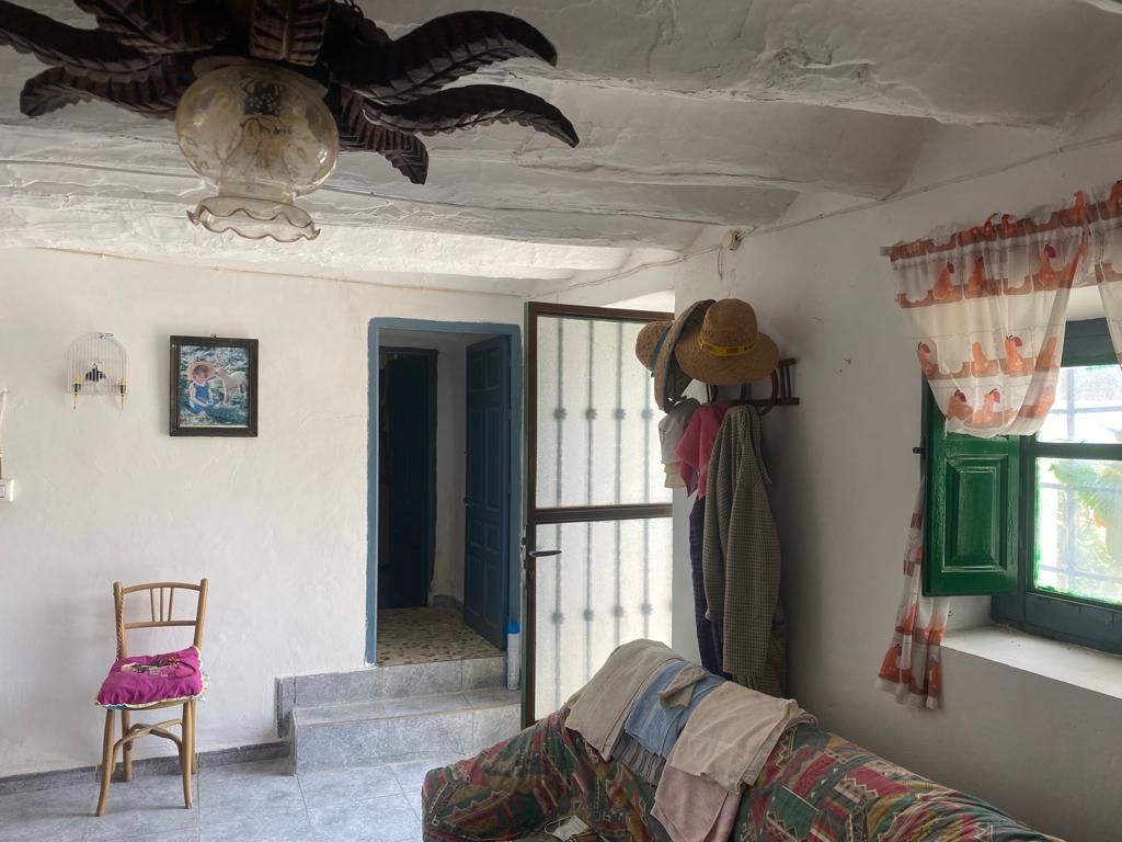 Casa de Pueblo de 3 Dormitorios y 1 Baño, La Mata, Vélez-Rubio