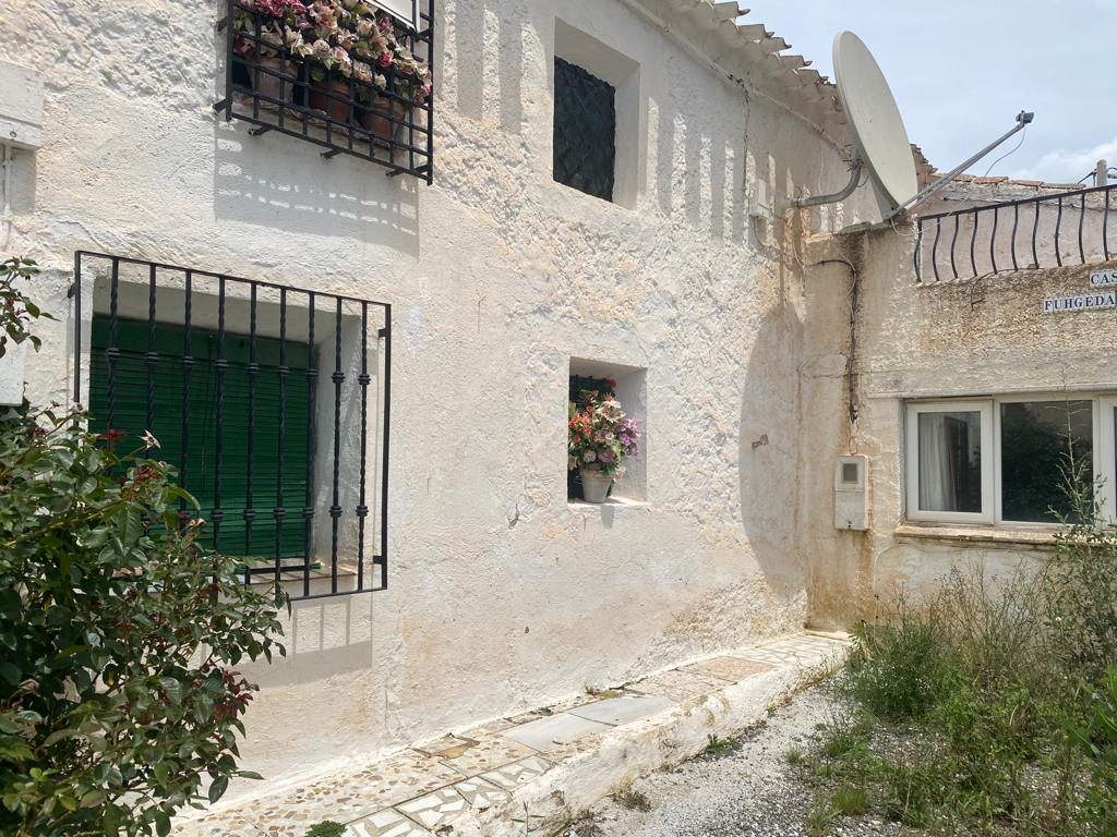 Casa de Pueblo de 3 Dormitorios y 1 Baño, La Mata, Vélez-Rubio