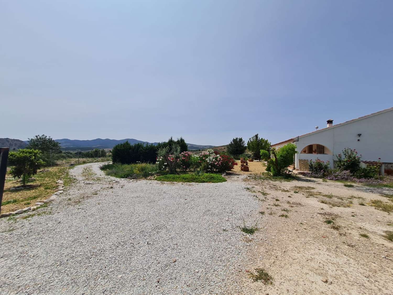 Belle villa de 4 chambres et 3 salles de bain avec piscine dans un cadre charmant près de Vélez Blanco