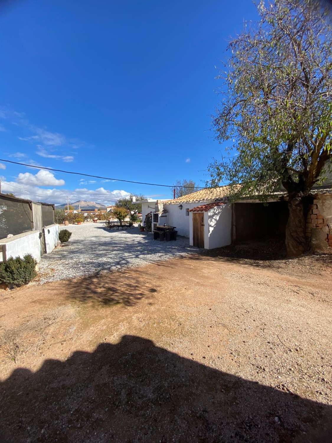 3 chambres, 1 salle de bain, maison à Chirivel à rénover