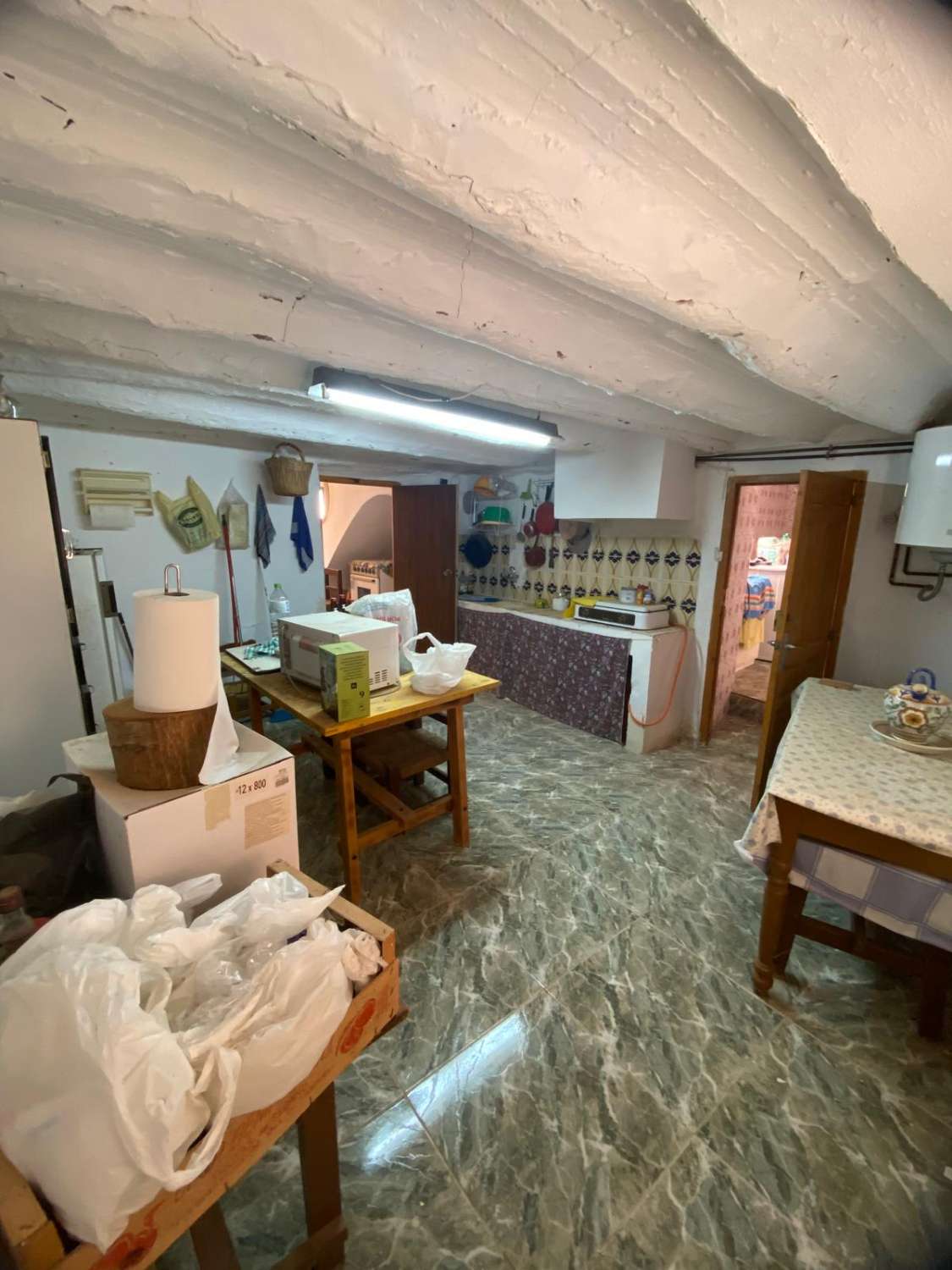 3 chambres, 1 salle de bain, maison à Chirivel à rénover