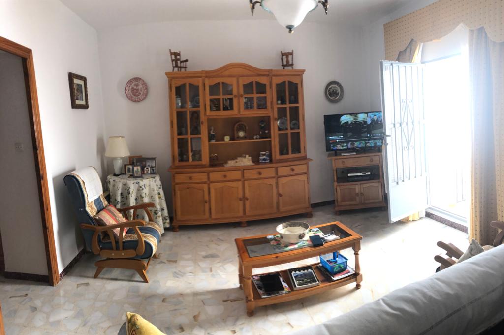 Casa Adosada con Garaje en Vélez- Blanco