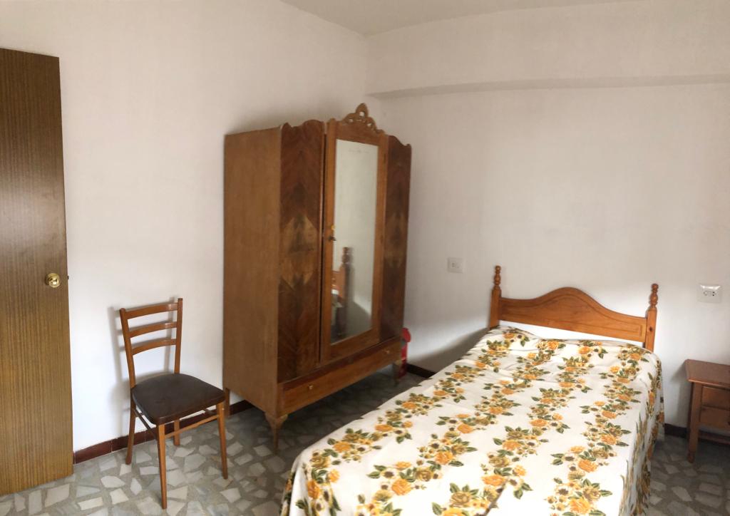 Casa de 4 Plantas, 3 Dormitorios y 1 Baño con Garaje en Velez- Rubio