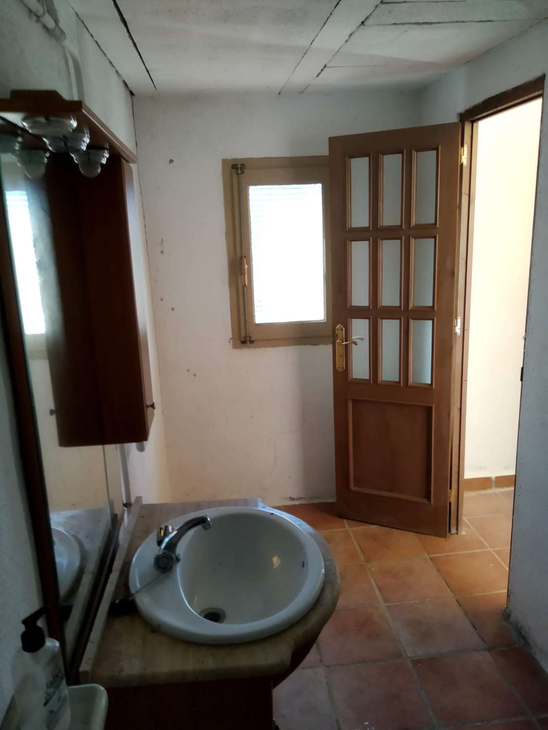 Haus und Grundstück mit viel Potenzial in Velez-Rubio mit Pool.