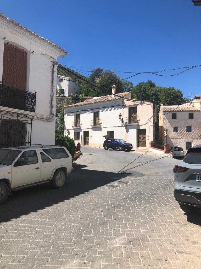 Multi car garage in Velez-Blanco