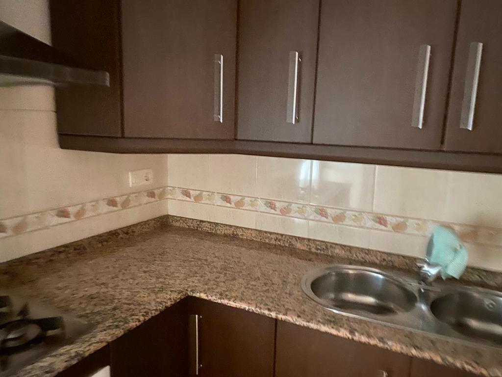 Apartamento en el segundo piso, 3 habitaciones, 2 baños en Velez- Rubio