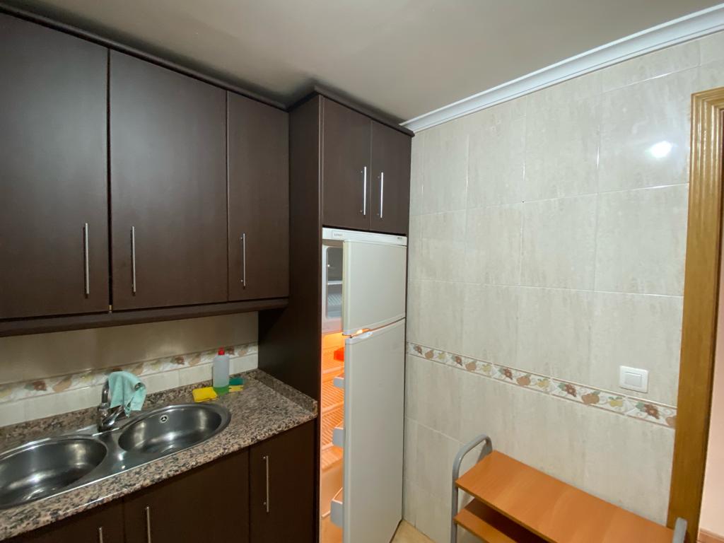 Apartamento en el segundo piso, 3 habitaciones, 2 baños en Velez- Rubio