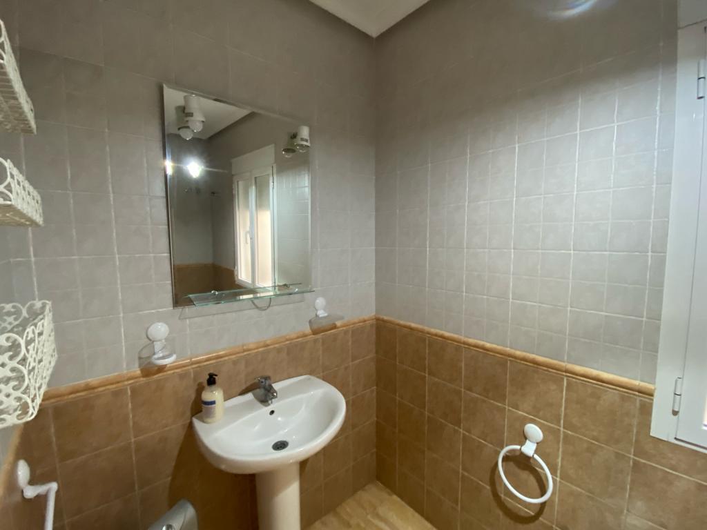 Appartement au 2ème étage, 3 chambres, 2 salles de bain à Velez- Rubio