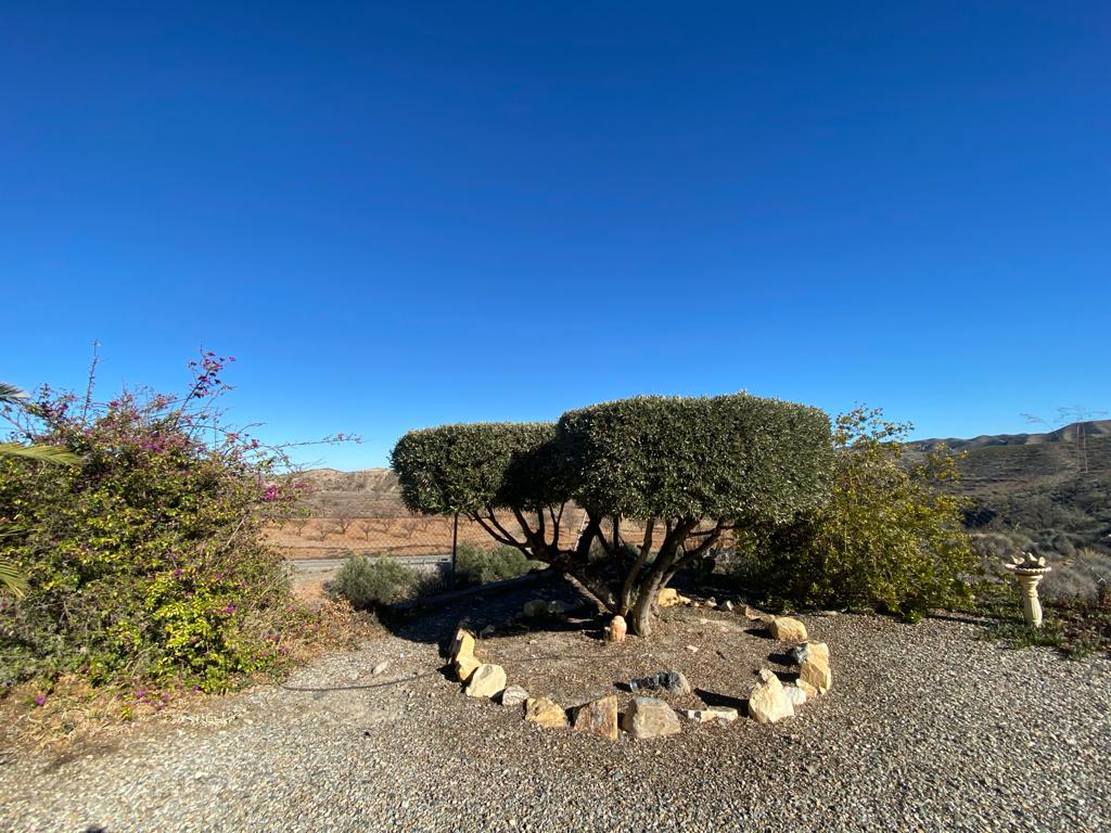 Gran villa de primera calidad con piscina y vistas.