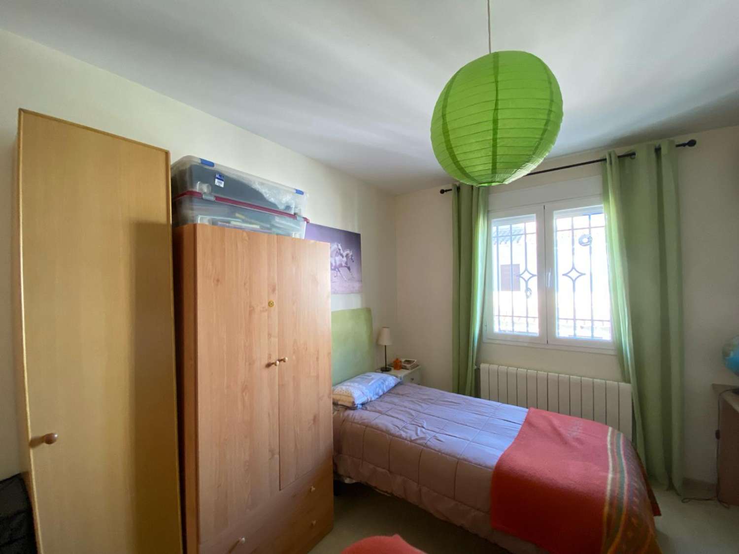 Casa, 4 Dormitorios, 3 Baños, en Baza