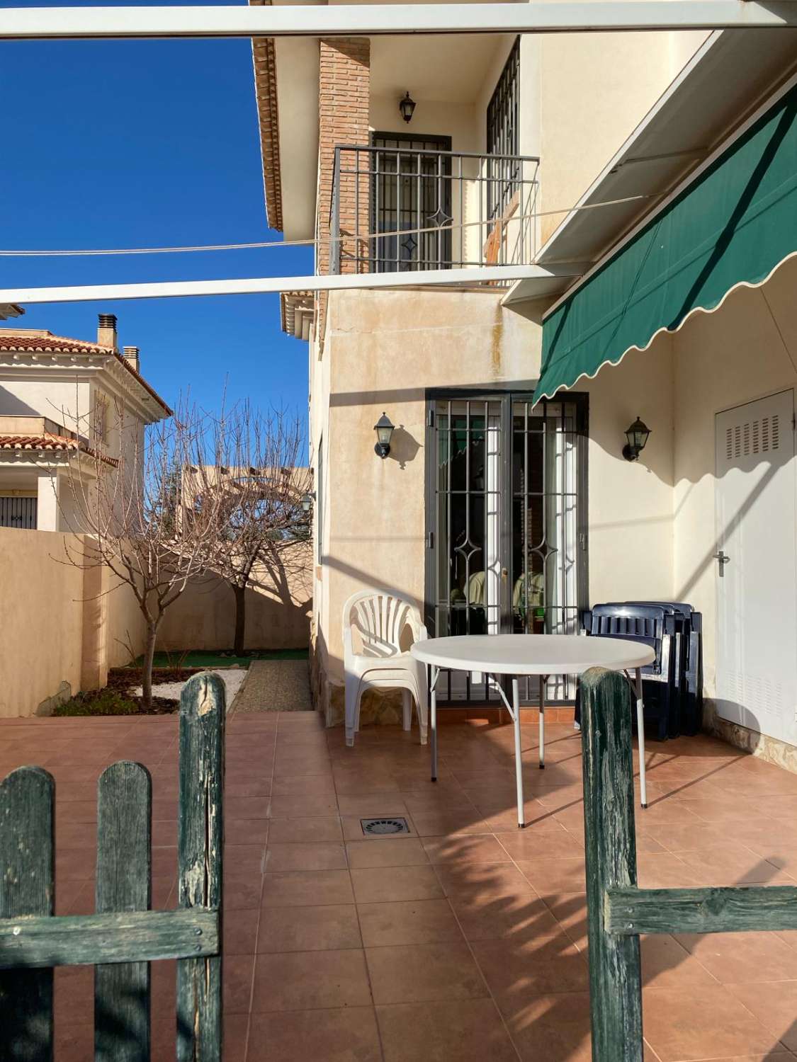 Casa, 4 Dormitorios, 3 Baños, en Baza