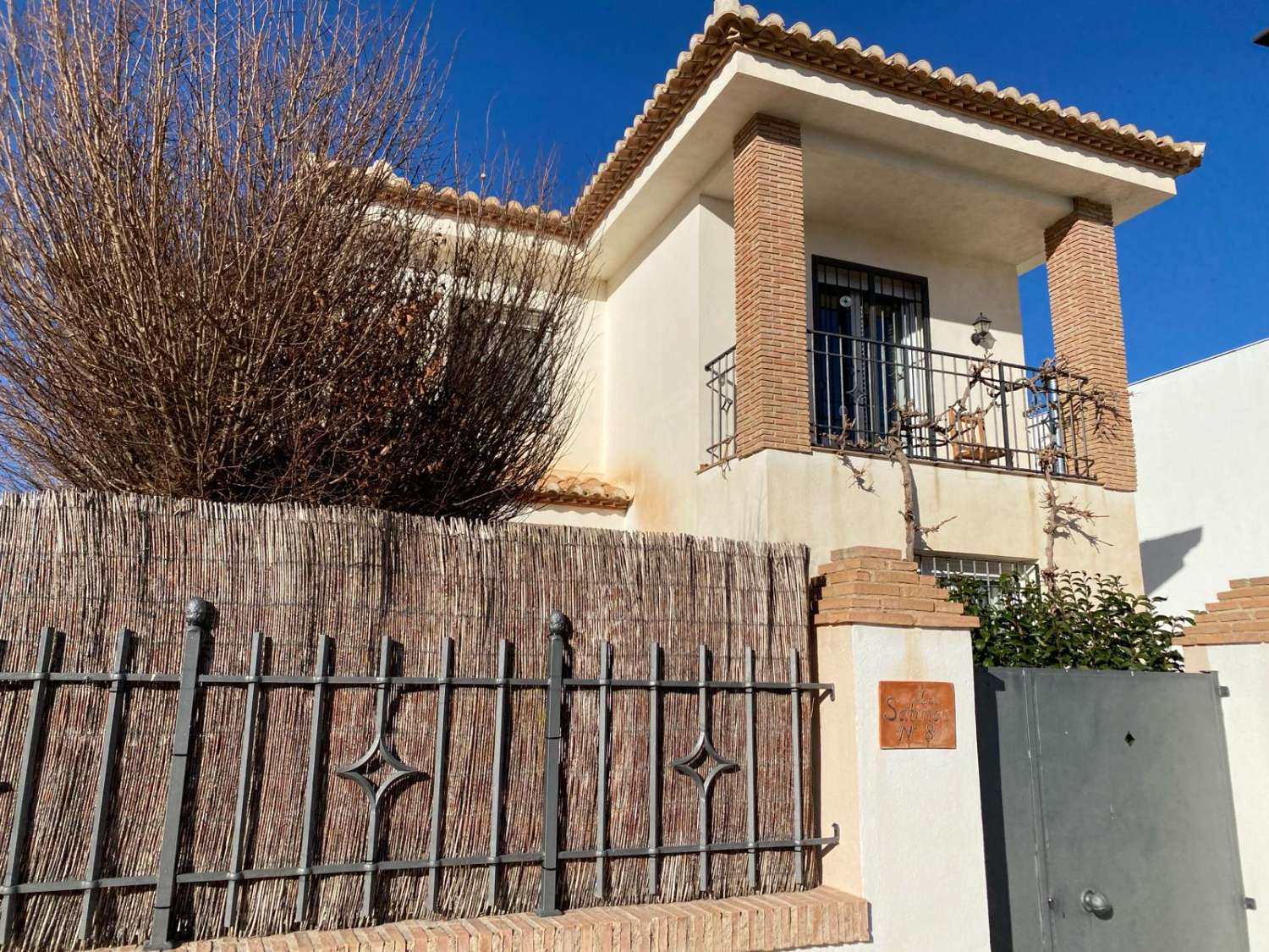 Casa, 4 Dormitorios, 3 Baños, en Baza