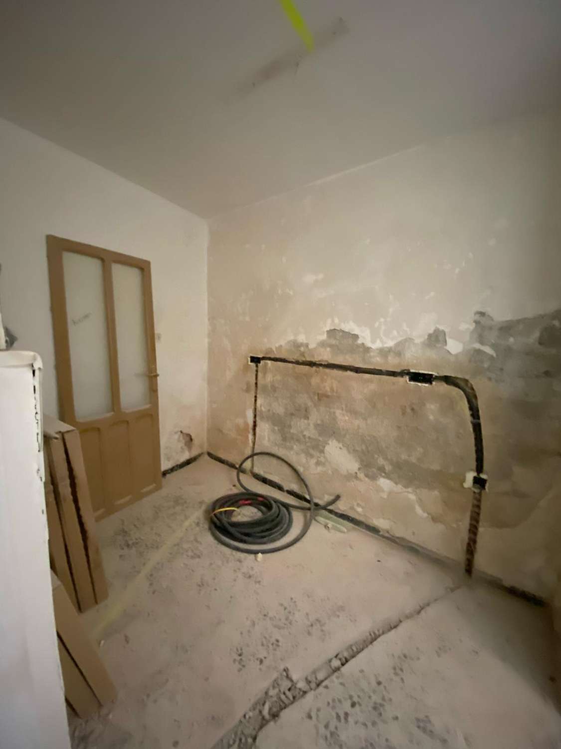 Stadthaus mit 3 Schlafzimmern und 2 Bädern im Herzen von Velez Blanco mit Dachterrasse