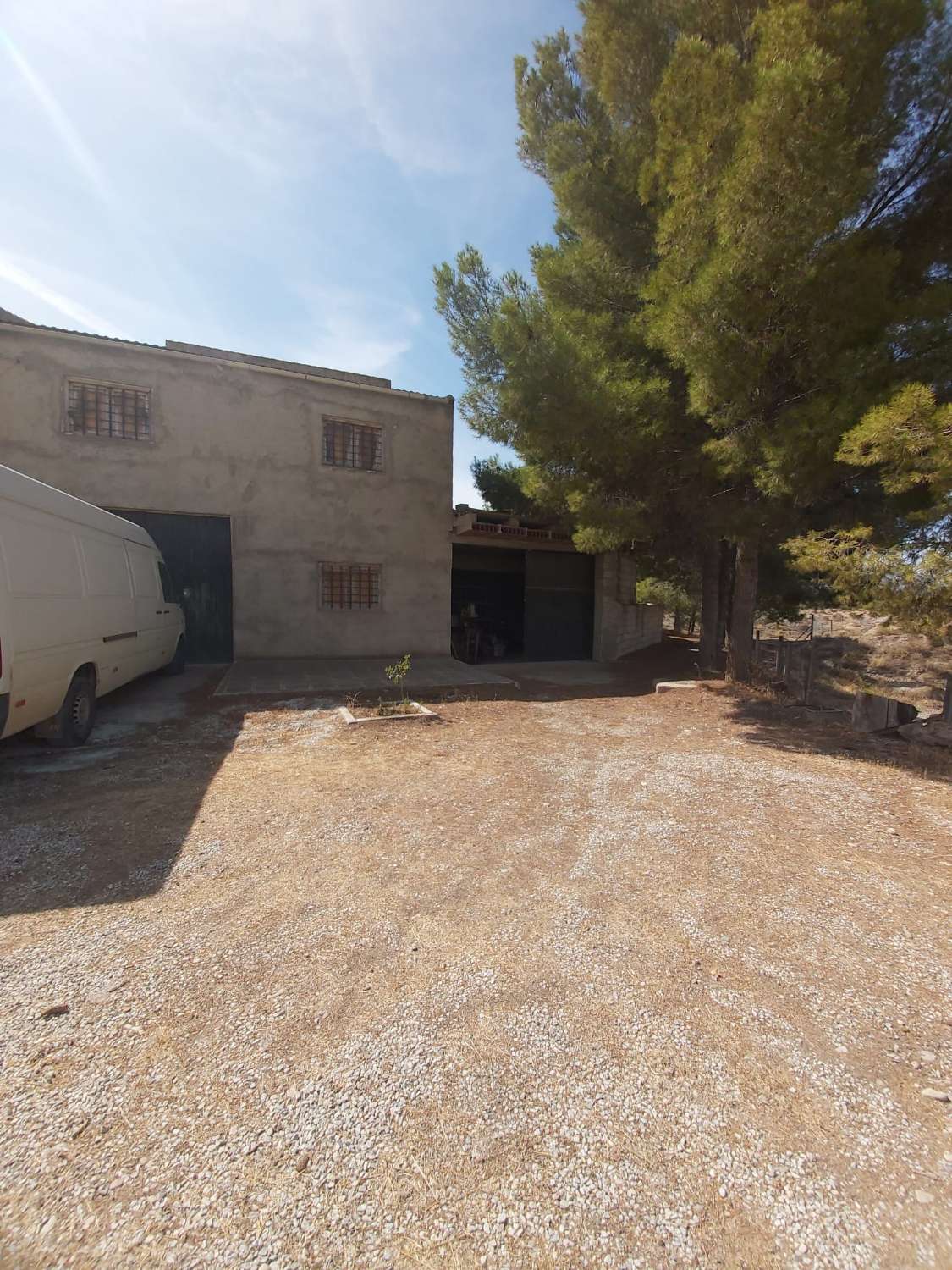 Luxury 10 bed, 2 bath house in Benamaurel