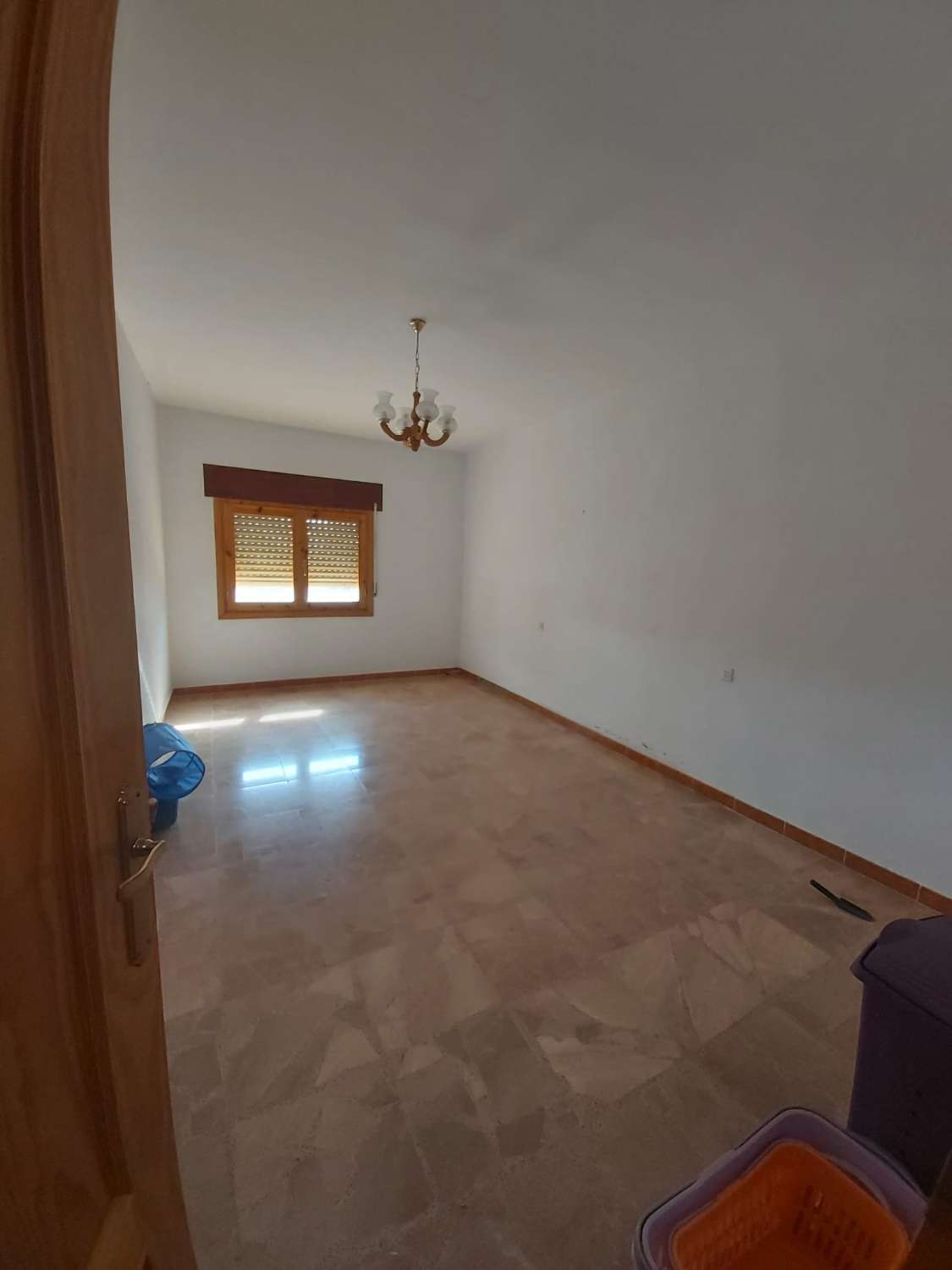 Luxury 10 bed, 2 bath house in Benamaurel