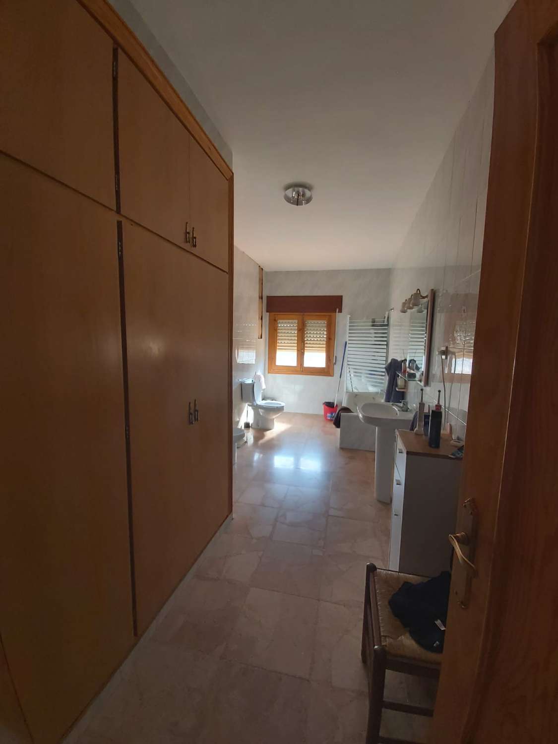 Luxury 10 bed, 2 bath house in Benamaurel