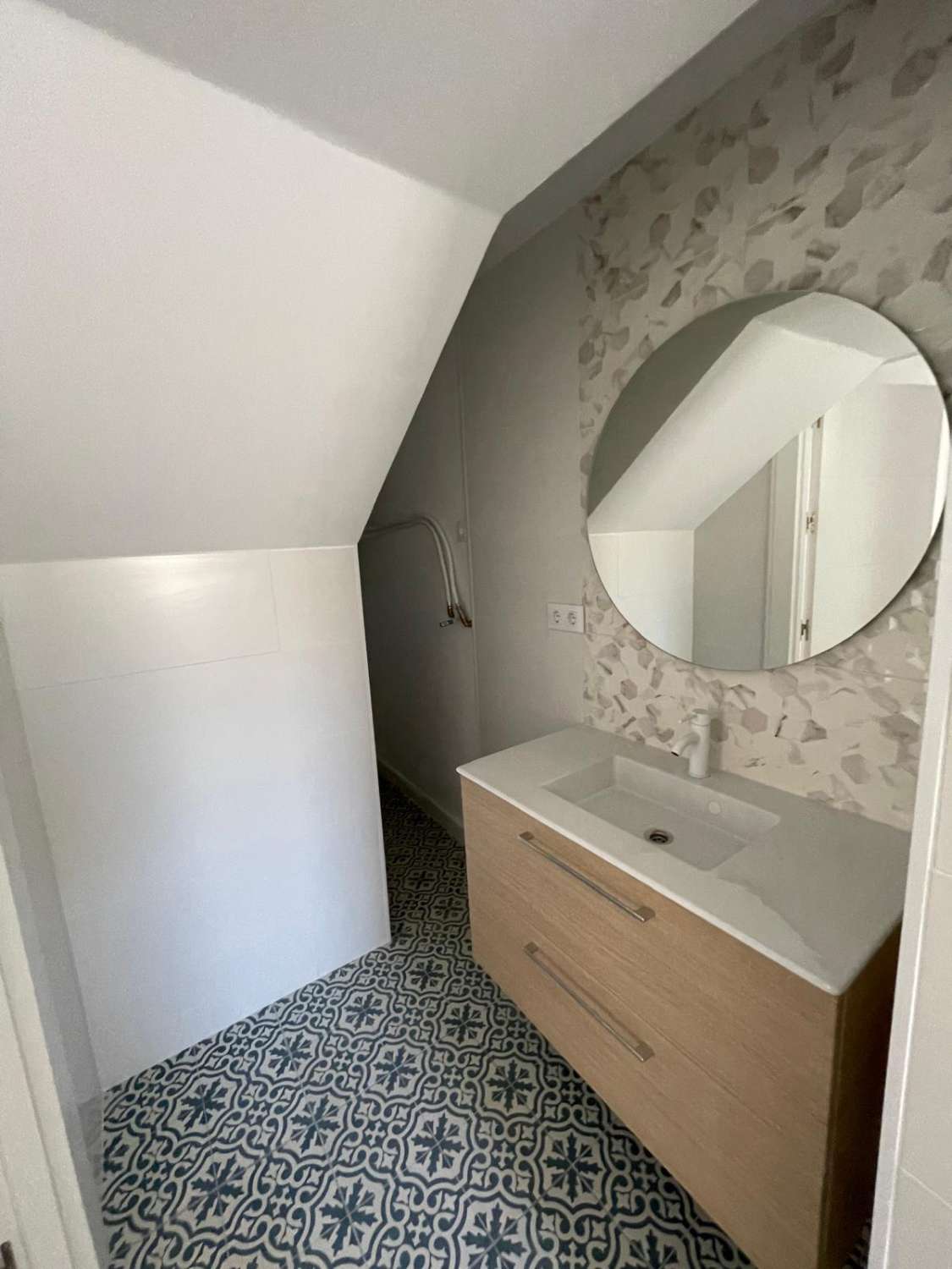 Bel appartement réformé de 2 chambres, 1 salle de bain au rez-de-chaussée avec jardin patio - Velez Rubio