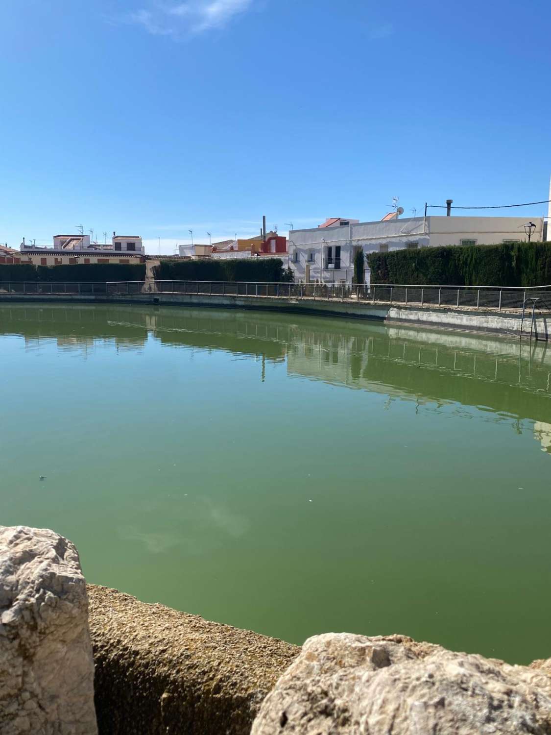 Bel appartement réformé de 2 chambres, 1 salle de bain au rez-de-chaussée avec jardin patio - Velez Rubio