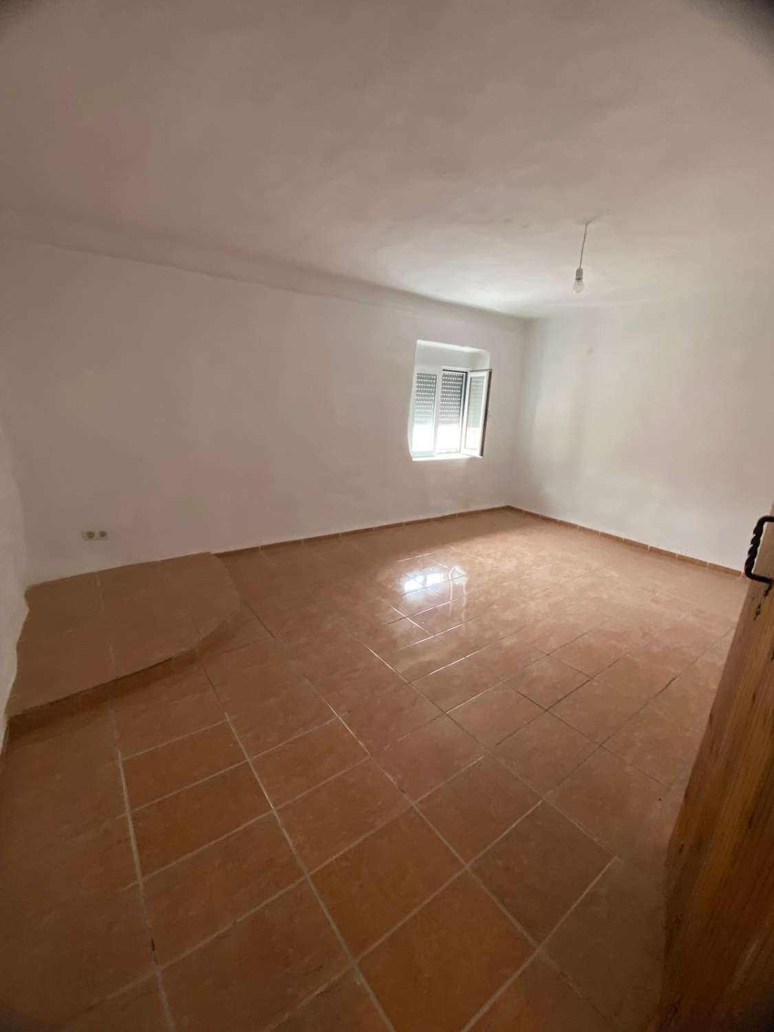 Superbe maison de 2/3 chambres avec jardin au cœur d'Oria, avec possibilité d'acquérir la propriété voisine.***