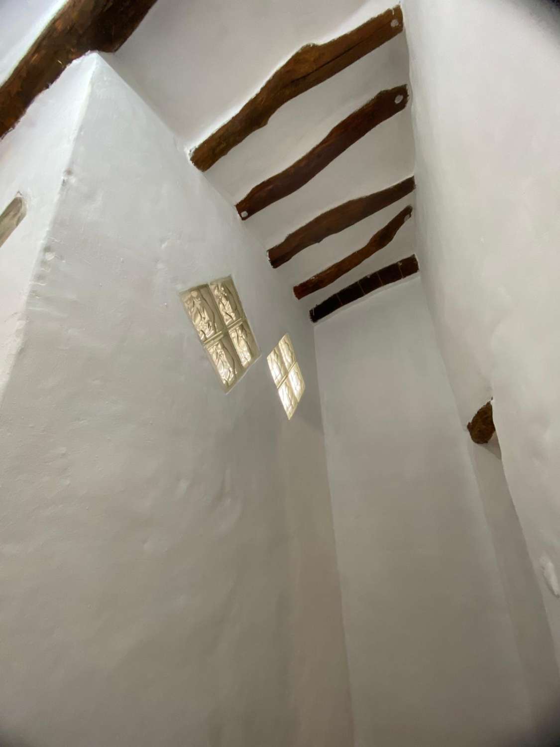 Superbe maison de 2/3 chambres avec jardin au cœur d'Oria, avec possibilité d'acquérir la propriété voisine.***