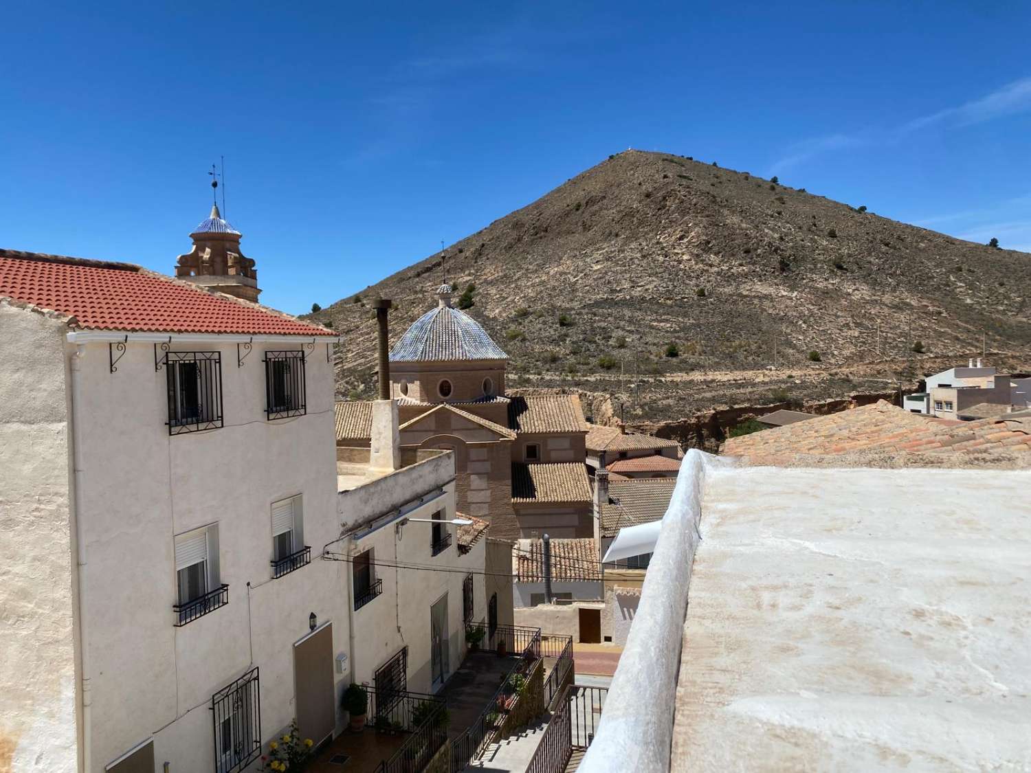 Superbe maison de 2/3 chambres avec jardin au cœur d'Oria, avec possibilité d'acquérir la propriété voisine.***
