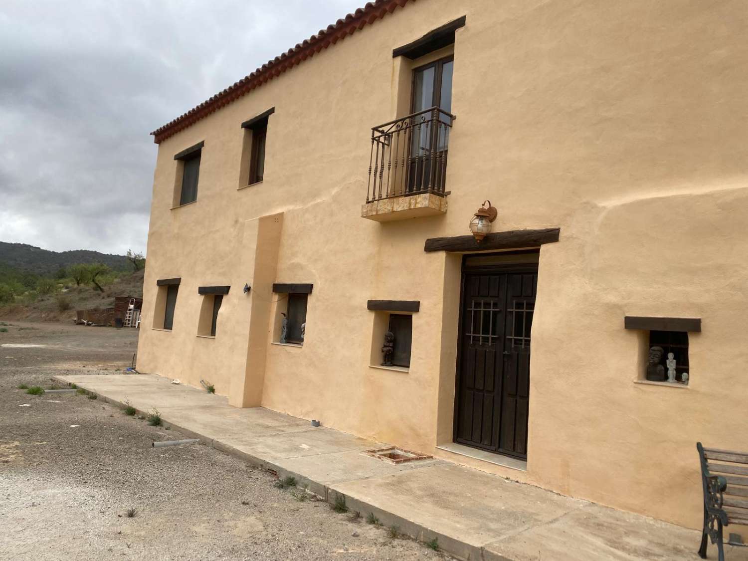 Großes renoviertes Bauernhaus mit Grundstück in Chirivel
