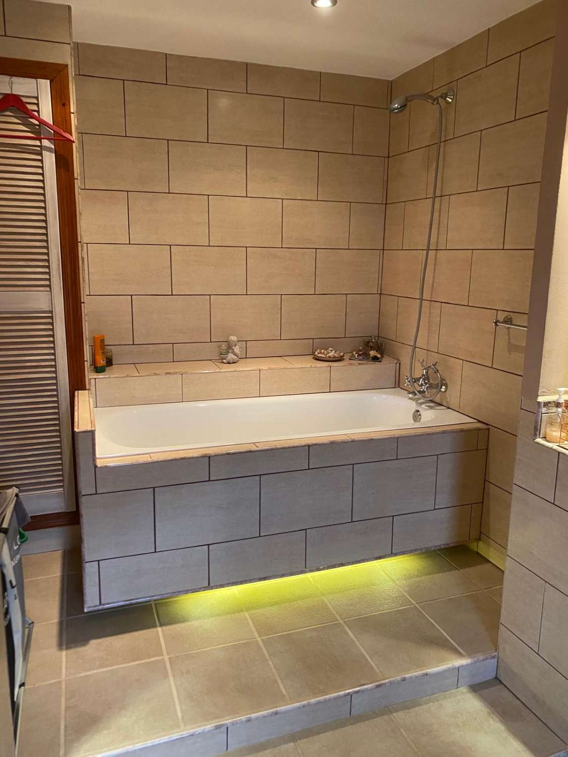 Großes renoviertes Bauernhaus mit Grundstück in Chirivel