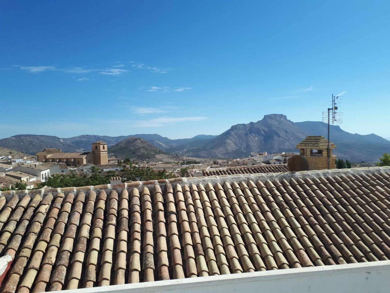 Large Town House in Vélez-Blanco with potential for 5 beds and 2 baths and terraces