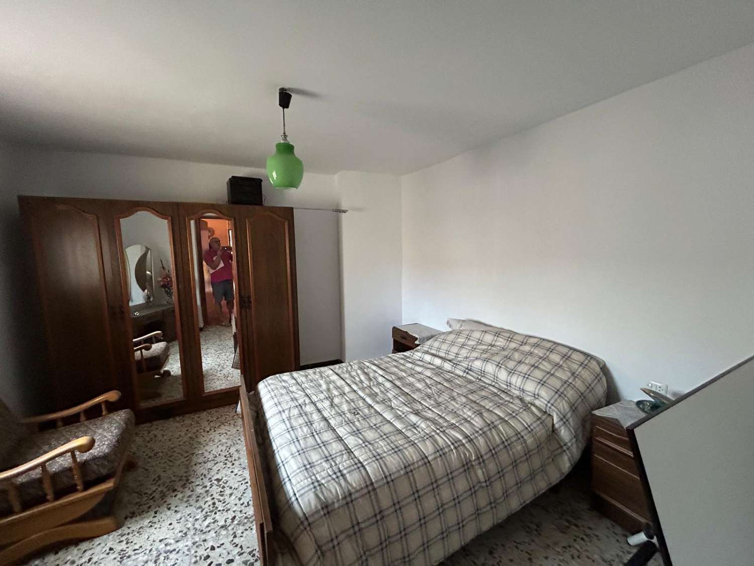 3-story semi-detached house next to the Vélez-Blanco castle