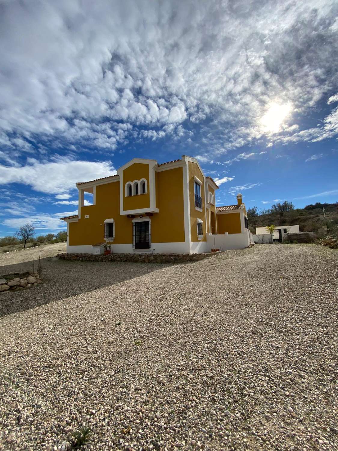 Impresionante villa de con piscina y terreno en Vélez-Blanco