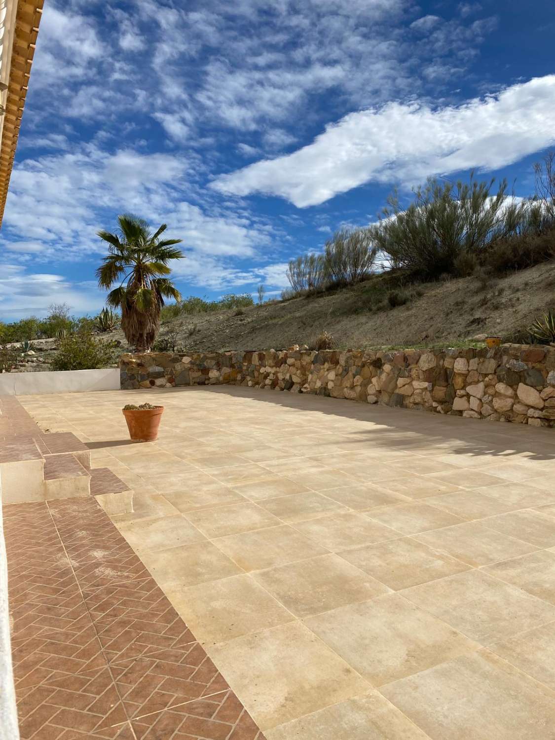 Impresionante villa de con piscina y terreno en Vélez-Blanco