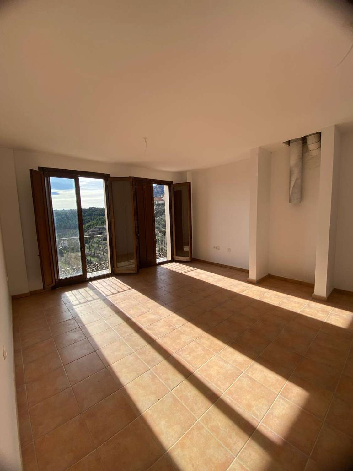 Luxe appartement met 2 slaapkamers, 2 badkamers en een prachtig uitzicht in Velez Blanco