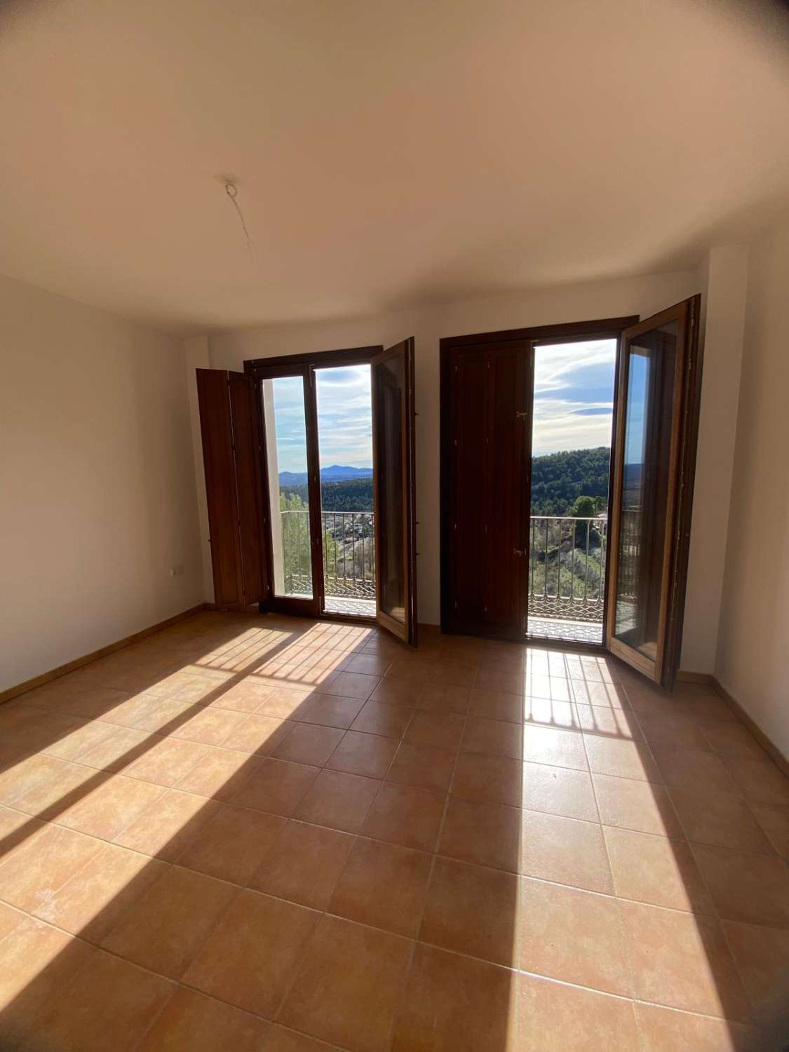 Luxe appartement met 2 slaapkamers, 2 badkamers en een prachtig uitzicht in Velez Blanco