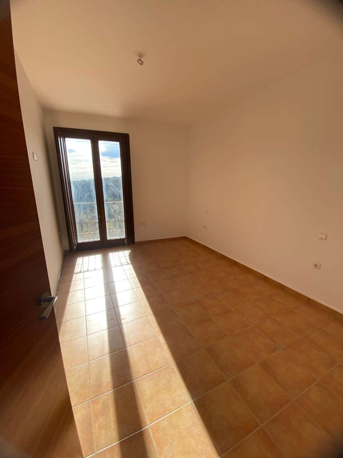 Luxe appartement met 2 slaapkamers, 2 badkamers en prachtig uitzicht op een toplocatie (1ºB)