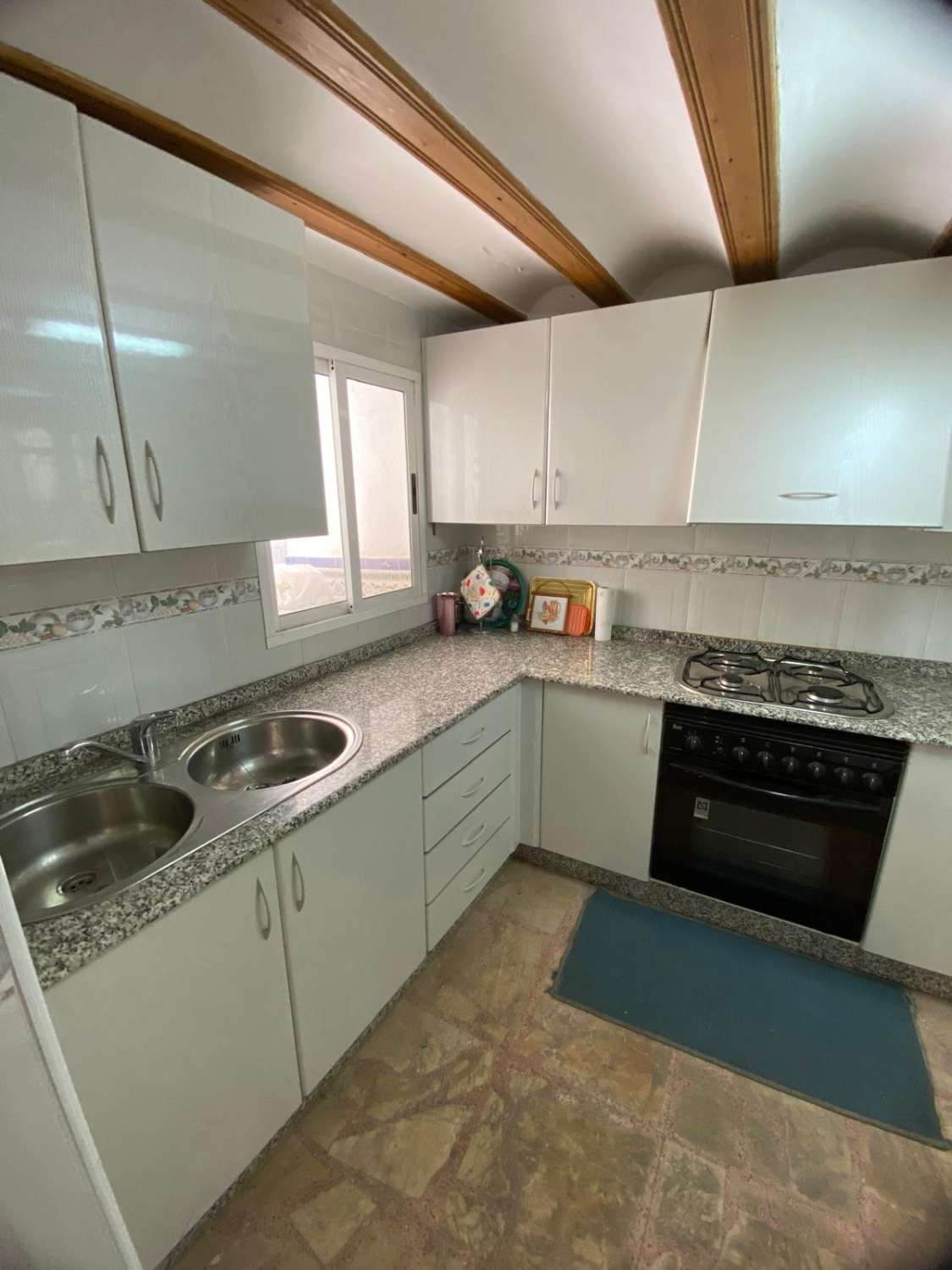 Beautiful 4 bedroom house in Maria with 2 bathrooms