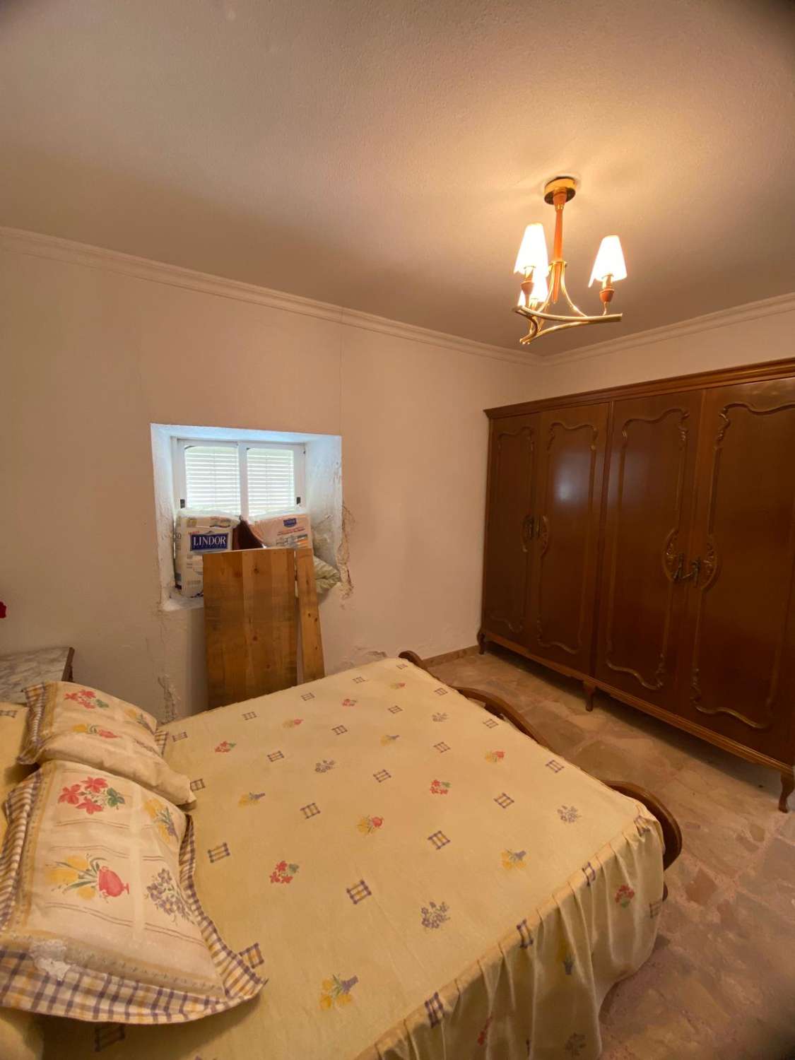 Beautiful 4 bedroom house in Maria with 2 bathrooms